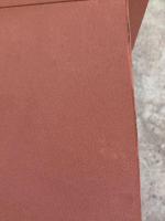 Revêtement aiguisé naturel rustique de mur de grès rouge pour le décor extérieur