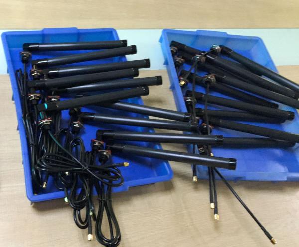 Waterproof Fiberglass Outdoor Omni Directional Antenna Lora 3dBi 868-915 MHz