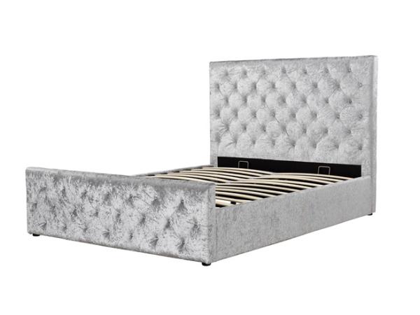A tela sem redução de veludo do esmagamento estofou a certificação do CE do quadro da cama