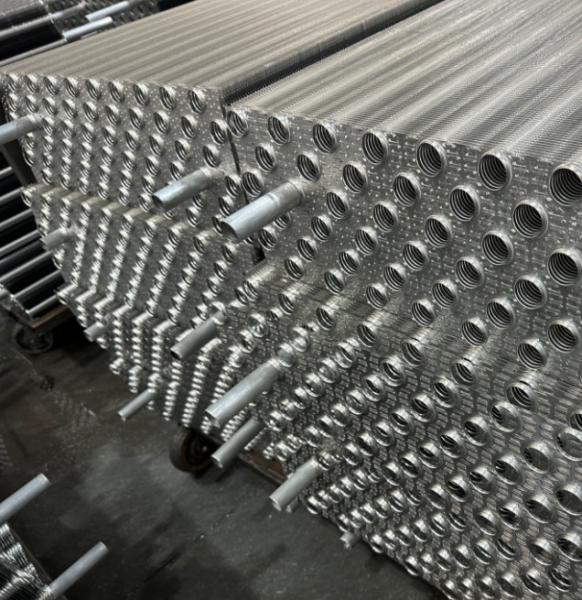 14.3mm Anticorrosive Louvered Fins Aluminium High Heat Transfer Performance Condensing Louvers 34*29.5