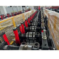 Machine hydraulique de découpe et de formage de rouleaux pour cloisons en acier laminées à froid