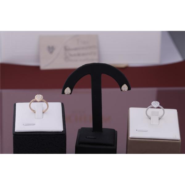 L'oreille fine française de motif de BohèMe XS de serpent cloute dans des boucles d'oreille roses JCO01362 d'or