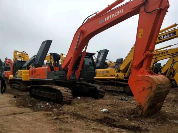 Modo de caminhada do tipo de escavadeira Hitachi usado com potência nominal líquida de 900 rpm