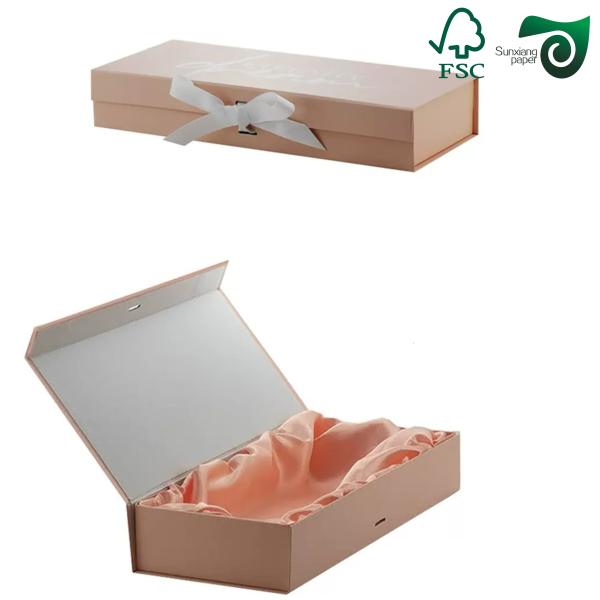 FSC Durable C1S White Cardboard Paper OEM Solutions For Cosmetic Boxes