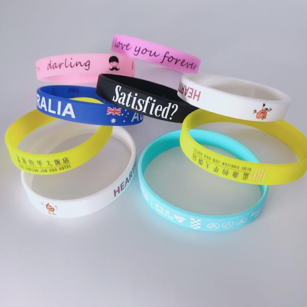Silicone Wristband Waterproof Orange Glowing in Dark Wrist Band Custom Bracelet Gift