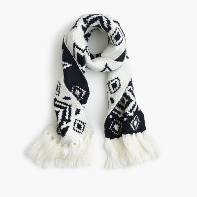 Jacquard Knitted Neck Scarf With Fringe 46 Acrylic 32 Wool 22 Nylon Material