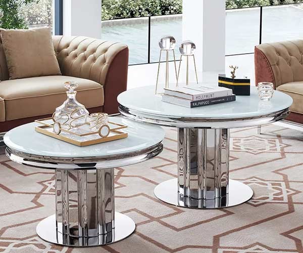 La tabla de cristal de lujo del comedor fijó 6 sillas con la pierna Chrome del metal