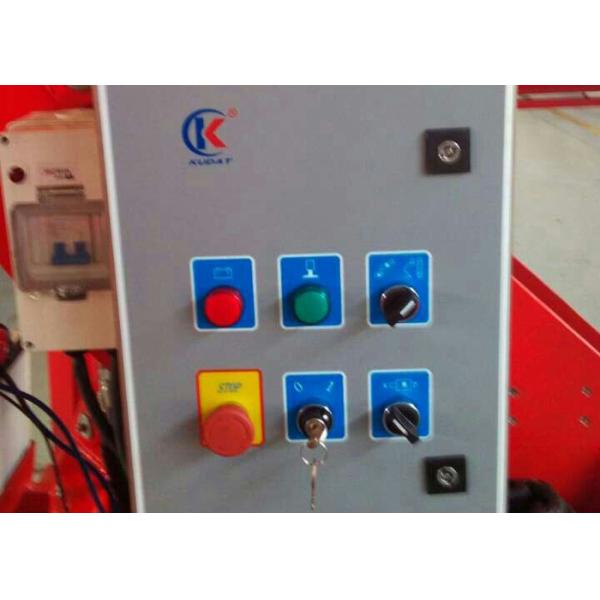 Wired Remote Control Hydraulic Boom Lift , High Strength Steel Articulating Boom Lift