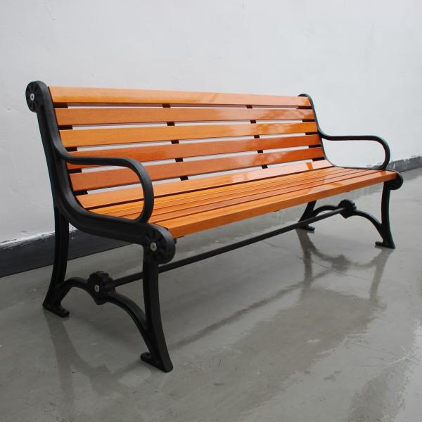 Solid Timber Outdoor Wooden Bench Surface Mounted Type With Black Steel Frame