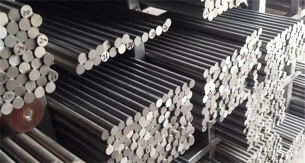 Barra redonda de acero inoxidable 304 316L laminada en caliente pulida 3-900mm