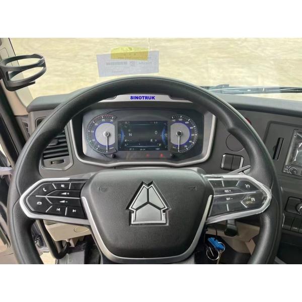 Double Row Howo Sinotruk Tractor Truck 6x4 610hp 10 Wheels Second Hand