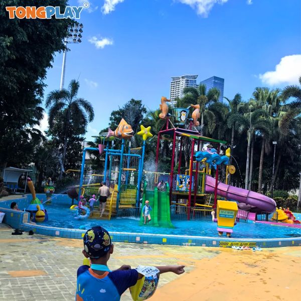 Customized High-Quality Land-Based Water House/Factory Direct/Commercial Water Park Equipment