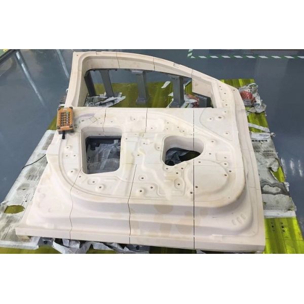High Density Polyurethane Tooling Board with Dimensional Stability and Temperature Resistance for CNC Machining