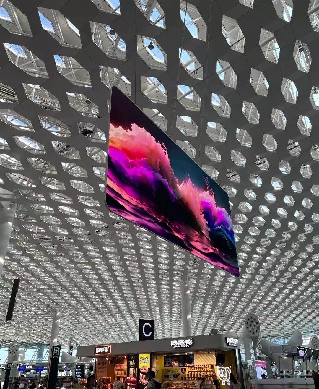 Airport Energy Saving LED Display Screen With Double Sided Display