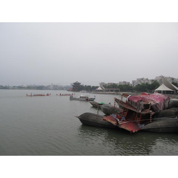 Запускать шлюпки воздушной подушки слоев 4-12 природного каучука 1.5*8m морской резиновый