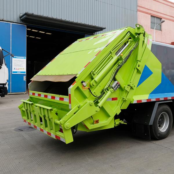 Automatic Garbage Compactor Truck Carrier Rear Loaders Safety Operation