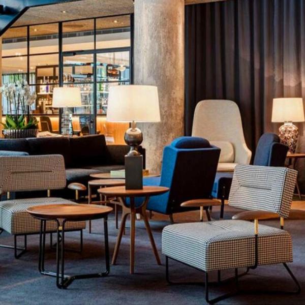 Nordic New Design Accent chair Luxury Meeting Linen Upholstered Single sofa Chair Modern Living Room Chairs