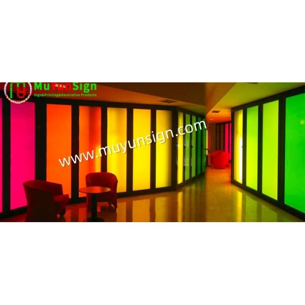Glossy Matte Surface Color Cutting Vinyl for Eye Catching Designs