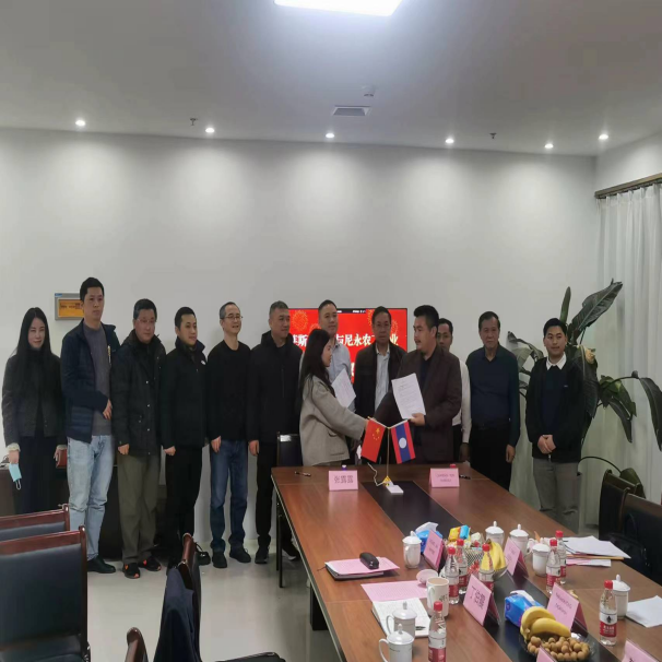 2025 Xingyue L Fuel Version 2.0T 235 Horsepower Automatic Four-Wheel Drive Dongfang Yao Moon-Gazing Edition