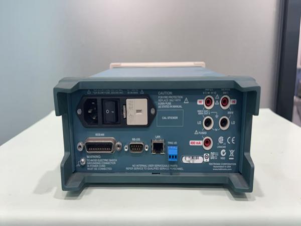 Tektronix DMM4040 6-1/2 Digit Digital Multimeter with Dual-Display and Remote Operation via IEEE 488, RS-232, Ethernet