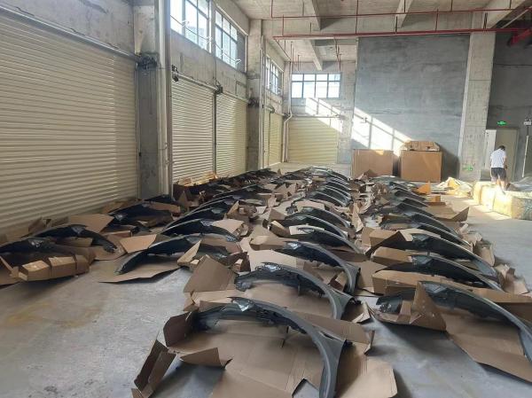 2024 Wholesale OEM Auto Parts Car Accessories Headlight Tail Lamp Grill Bumper Auto Spare Parts For Lixiang L7 L8 L9