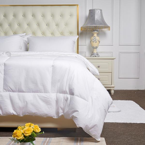 Luxury White Hotel Style Quilt Custom Size Hotel Plain Quilt Sets 100% Cotton