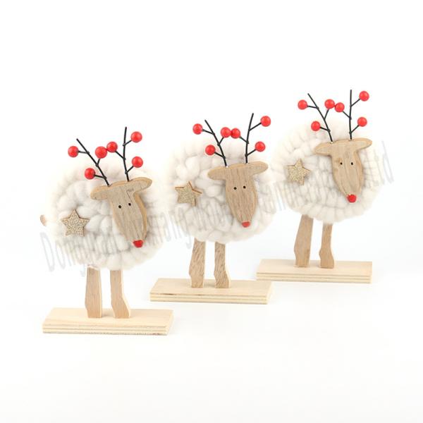 Handmade Yarn-Wrapped Wooden Christmas Ornaments Tree Reindeer Decor