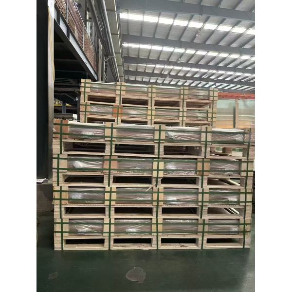 Low Iron Solar PV Glass 2mm 3.2mm 4mm Solar Panel Tempered Glass