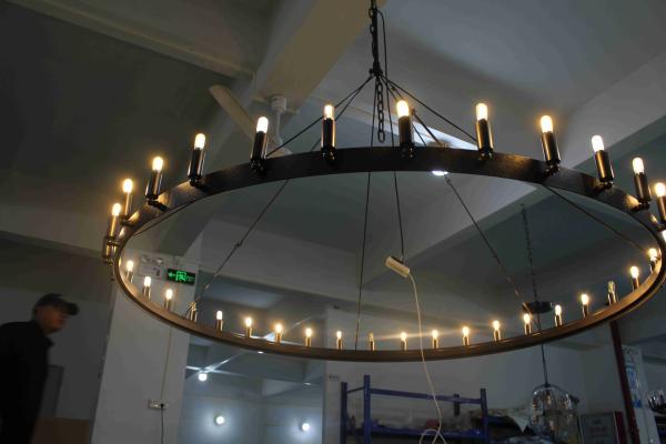 Hot Hanging Art Decorativo LED Lâmpadas de Pendente de Cristal de Ferro Moderno Quarto de Dormitório Vila Sala de estar Vidro K5 Cristal Lustreiro