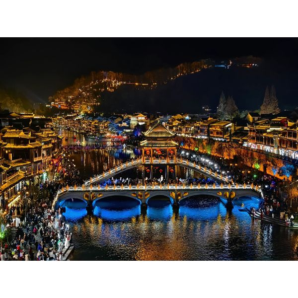 Zhangjiaiie travel/5-Day 4-Night Zhangjiajie Group Tour Guide | Zhangjiajie , Avatar Scenic Area, Tianmen Mountain, Tianmen Cave, Furong Ancient Town, Fenghuang Ancient City and Xiangxi Miao Village