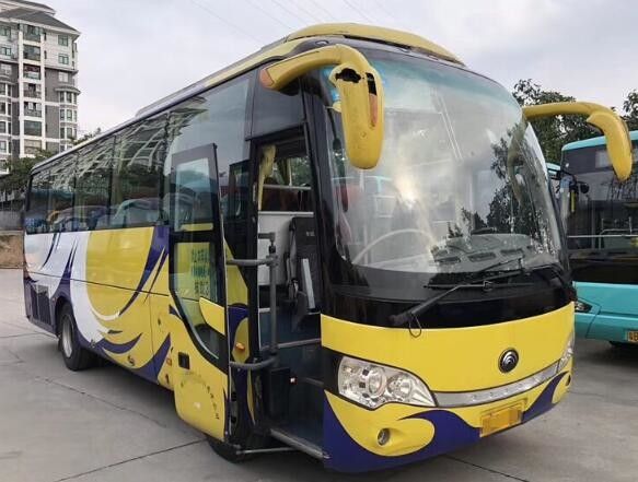 39 Seats Used Yutong Buses 2013 Year 100km/H Max Speed Diesel Strong Engine