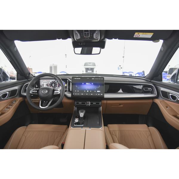 Le 2023 GAC Trumpchi GS8 2.0T 7 places grand SUV de luxe est disponible en deux roues motrices et quatre roues motrices.