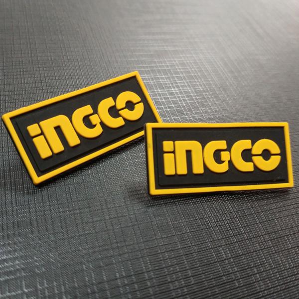 Pvc одежды 3D OEM латает логотип ярлыка одежды бирок фуфайки вися изготовленный на заказ