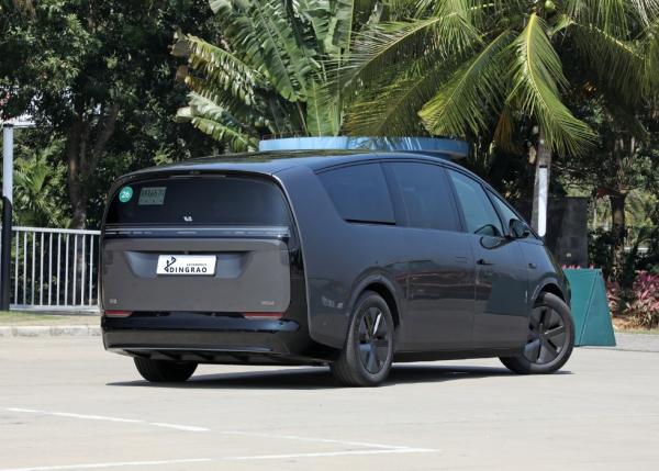Produtor pessoal adulto Lixiang Mega Veículo Elétrico 5 lugares MPV Auto Pure New Energy EV Car
