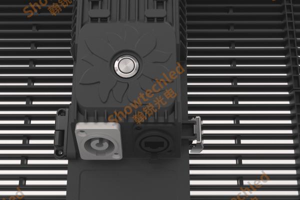 Écran de location extérieur de la série T-pro P3.91-7.81 boîte en aluminium moulé sous pression luminosité 5000cd/m2