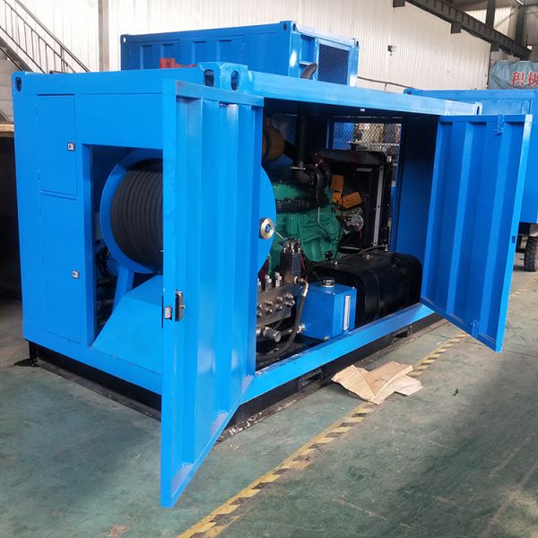 High Pressure Sewer Jetter