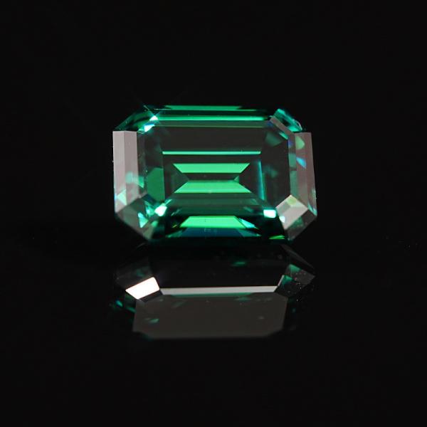 Natural Green Loose Moissanite Gemstones Emerald Cut Diamond 1.5 Carat