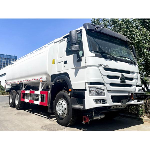 Хорошая цена Sinotruk Howo Нефтяной танк грузовик 6X4 400HP LHD Дизельное топливо Нефтяной танк грузовик