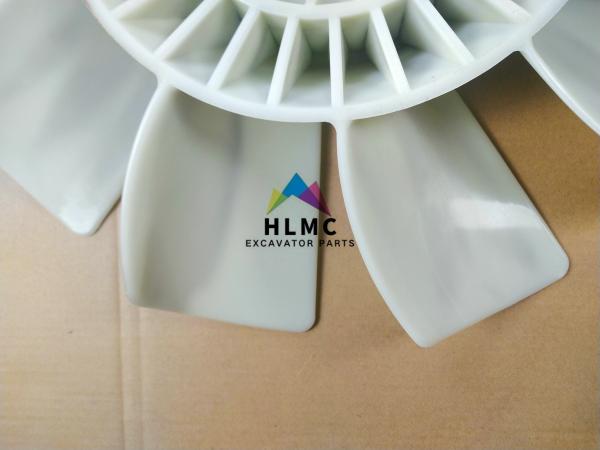 White Excavator Engine Parts 10 Blades 8 Holes 4D102 Diesel Engine Cooling Fan Blade
