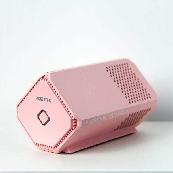 CE FCC ROHS EMC Certified Car Air Purifier with 4800mAh Battery and Negative Ion Generator for Clean Vehicle Air