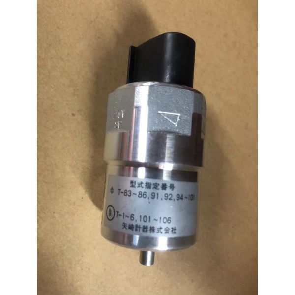 S8319-01560 83190-1560 Speed sensor FOR HINO  500