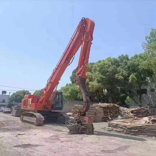 55T Excavateur Hitachi ZAXIS 550 à main levée avec capacité de seau de 3,3 m3