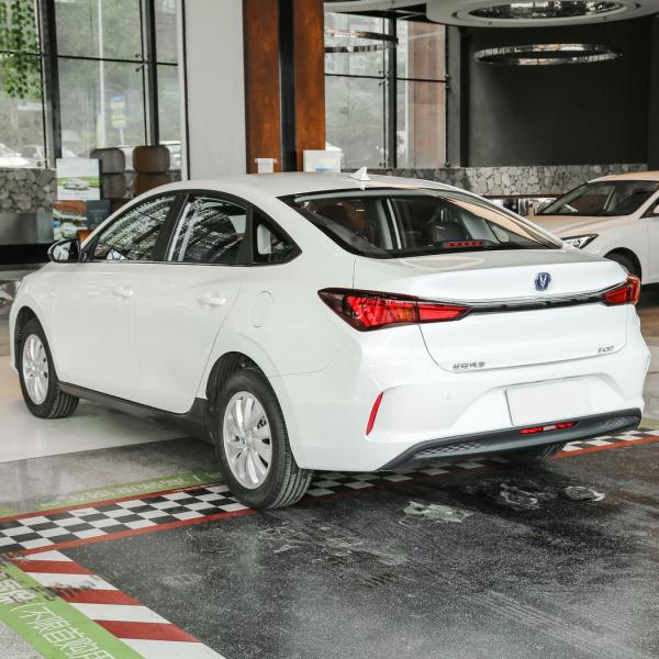 5 lugares Sedan ChangAn EV Carros Yidong Pure Elétrico 4 Portas