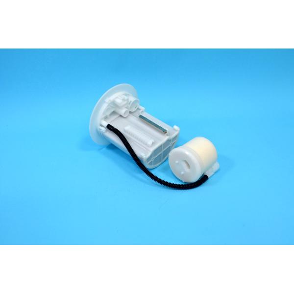 Standard Size B8 77024-02120 Toyota Fuel Pump