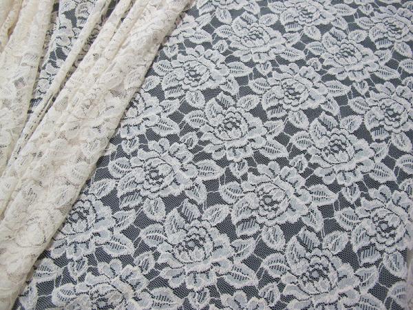 Allover Guipure Cotton Nylon Lace Mesh Fabric / Floral Lace Fabric SGS
