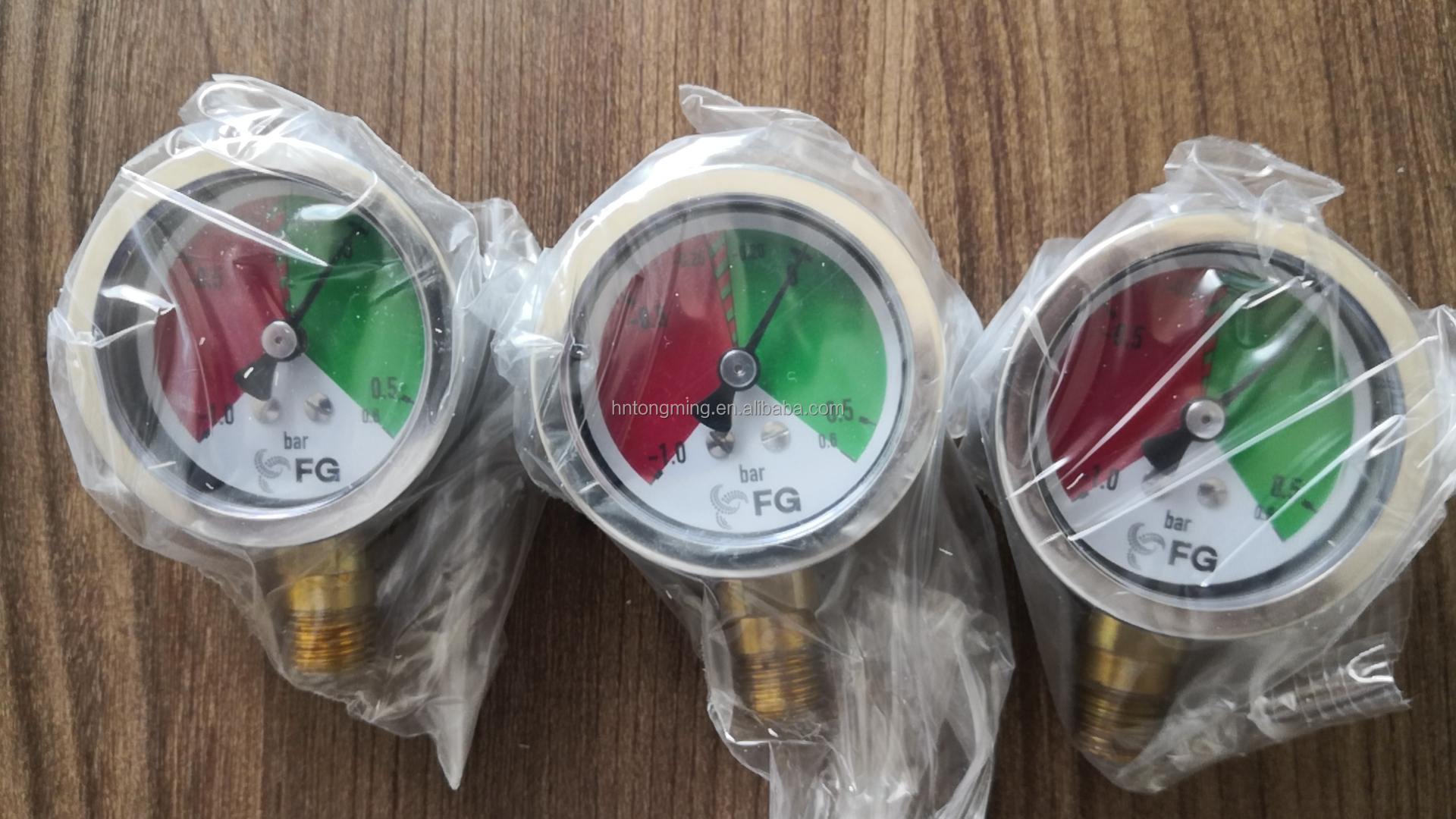 Zhonglian Pump Trucks' Hydraulic Pressure Gauge Essential Component for Concrete Pump Trucks in Construction Machinery Parts