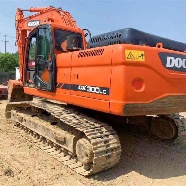 Excavateur Doosan DX300LC de 2017 de fabrication coréenne de 30 tonnes grand de seconde main moins cher