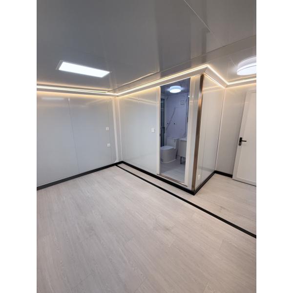 72 m2 Surface de plancher 40 pieds Unités de logement fabriquées Toit métallique ondulé