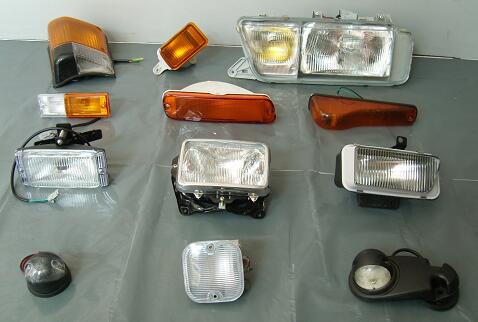 1-82210259-0 1-82210260-0 Corner Lamp For ISUZU GIGA CXZ CYZ CYH