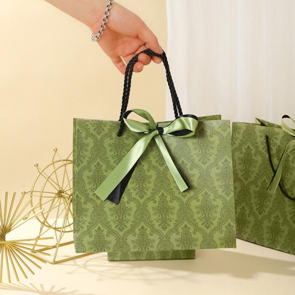 Garment Printed Kraft Bags Green Handheld Tote Bags Logo Customized